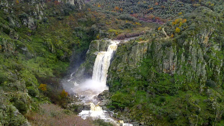 Imagen de Atracción: cmltp0cqk08mcu9acyt3u8n20