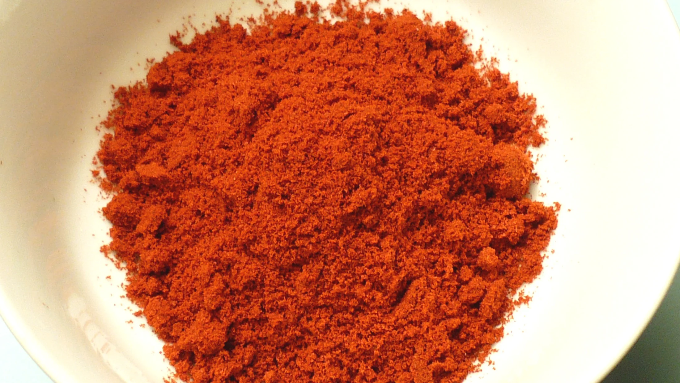 File:Spanishsmokedpaprika.jpg