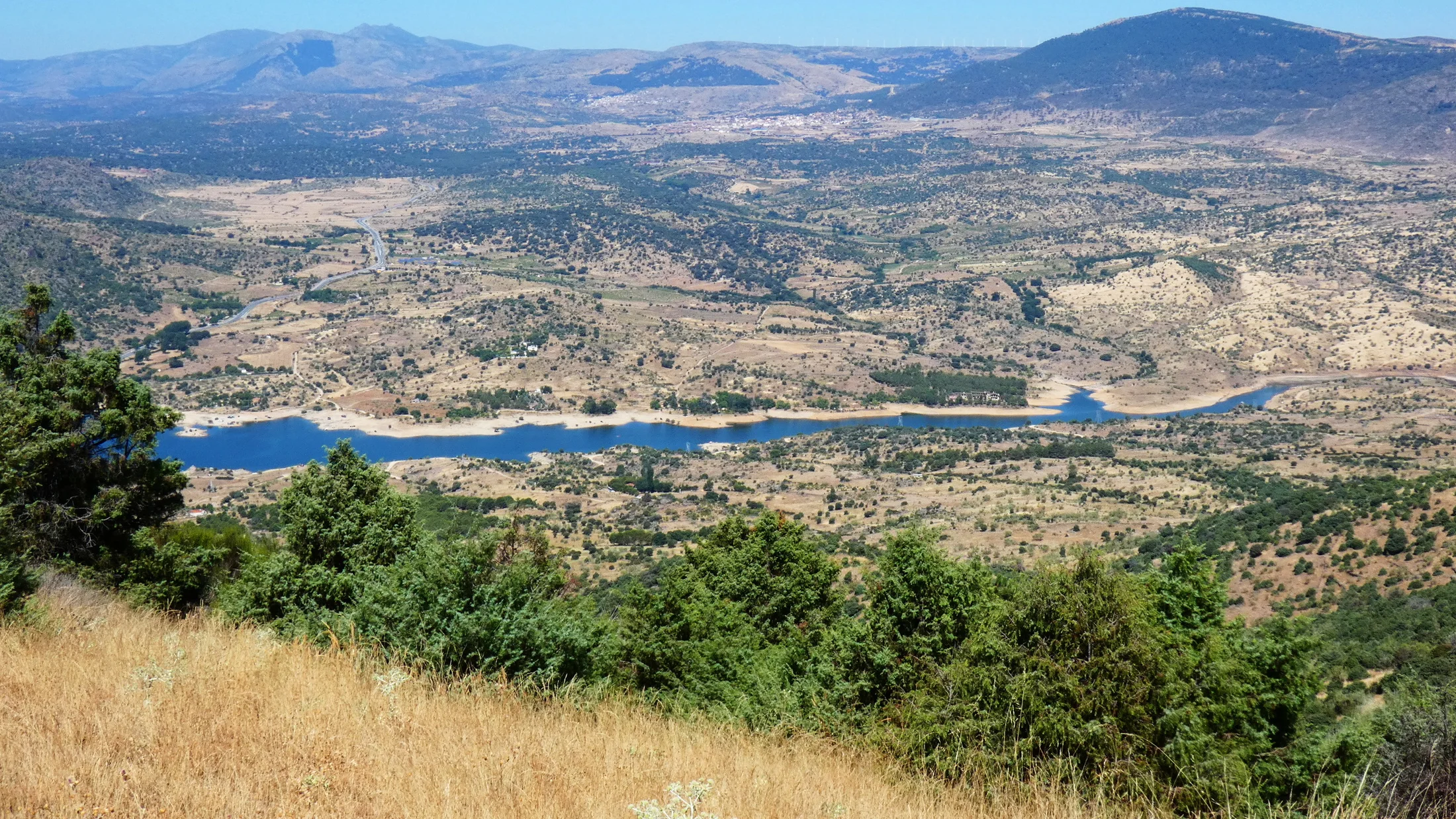 File:Gaznata y sierra de la Paramera (45373271762).jpg