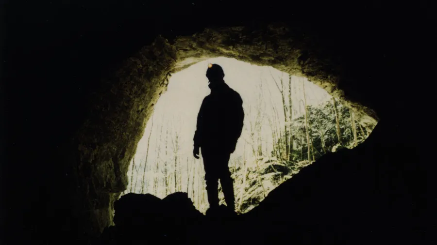 Imagen de Artículo de Blog: Mejores sitios para hacer espeleología en España