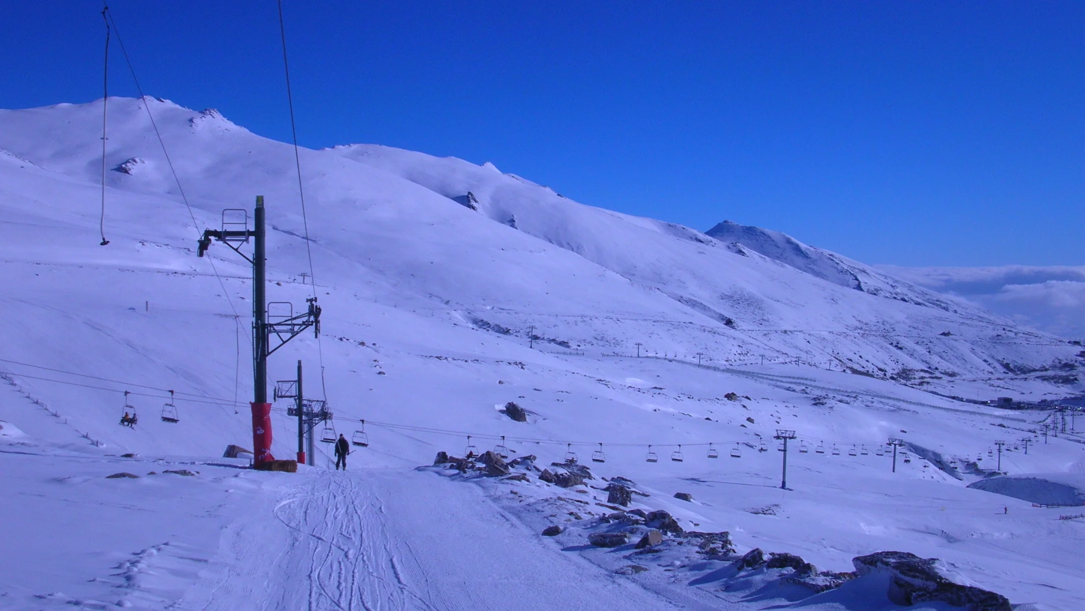 Imagen de Región: cmcncq0ar0hy3zr5p48ns1edu