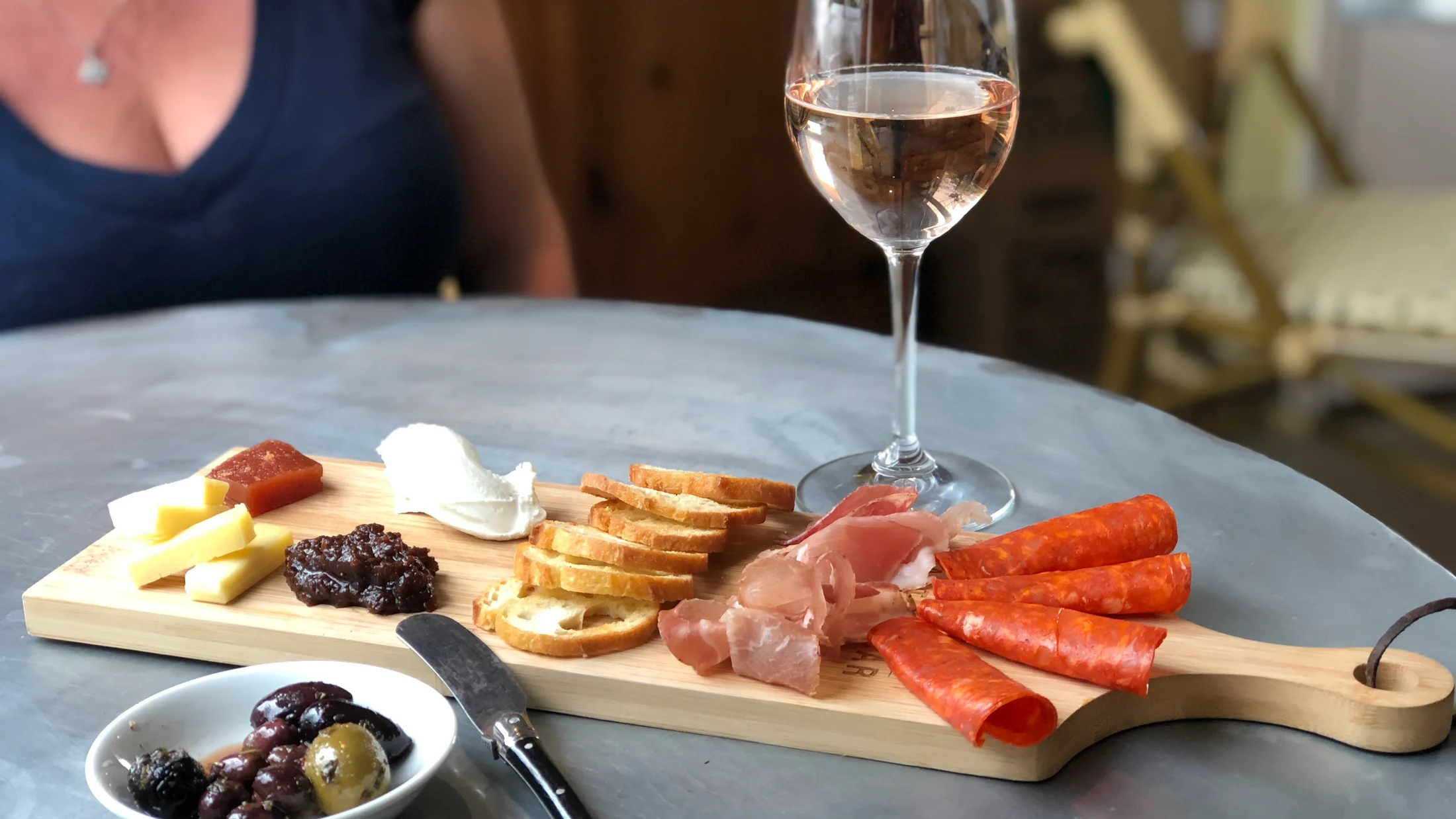 File:Cochon Tasting Bar   April 2019   Sarah Stierch 02.jpg