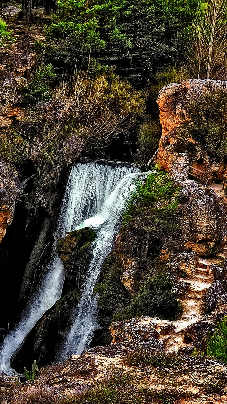 Guadalaviar River Canyon