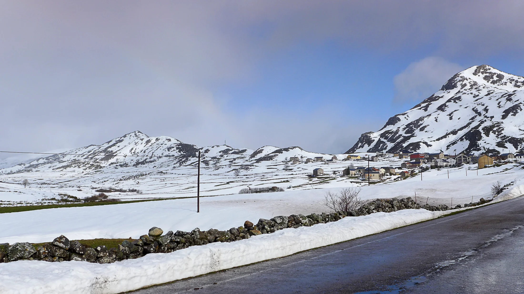 Imagen de Región: cmcjdd40c005dik8p73skurnw