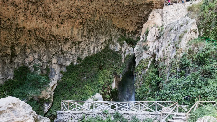 Cueva del Agua de Iznalloz