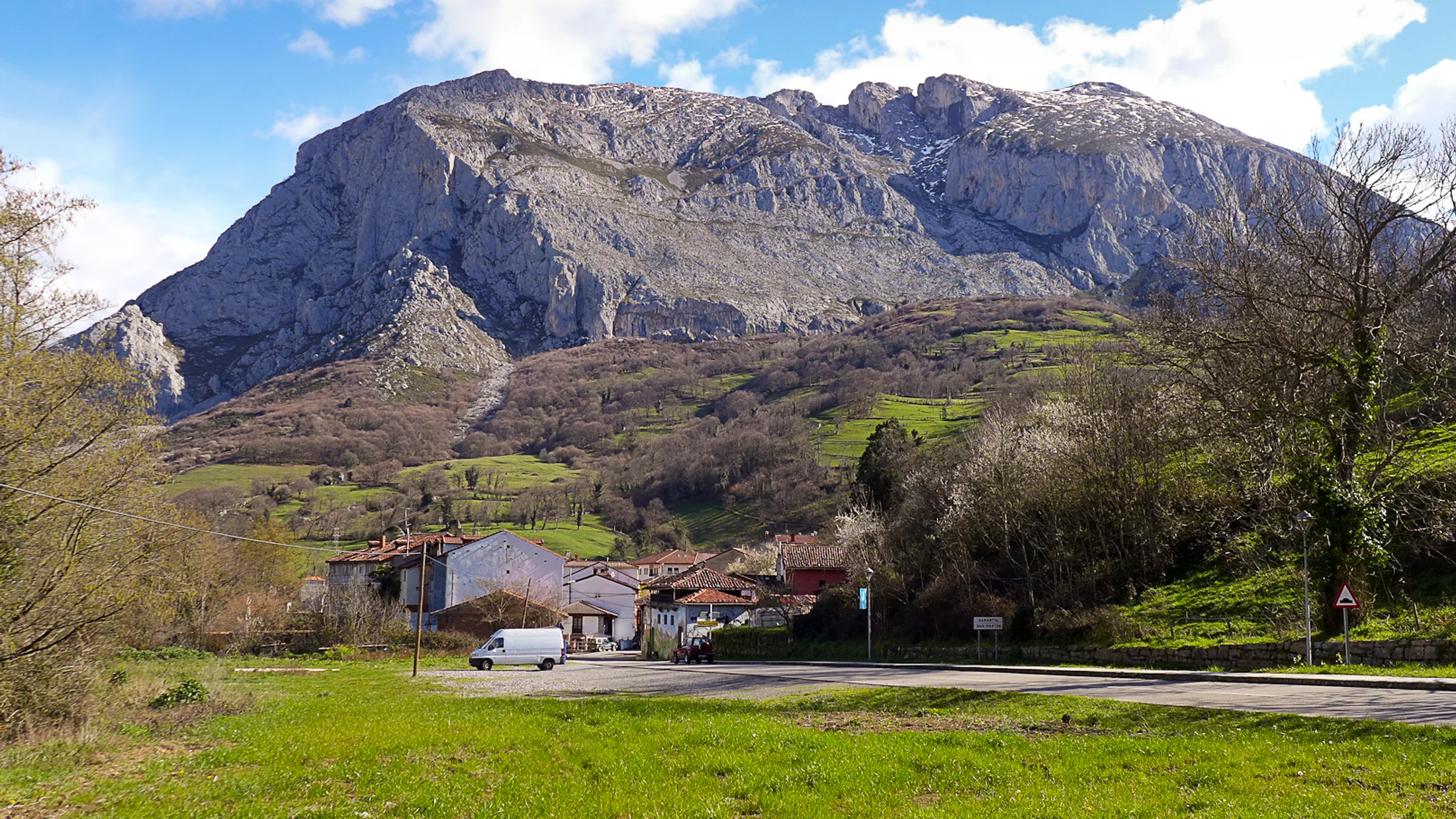 Imagen de Región: cmcjdd40c005dik8p73skurnw