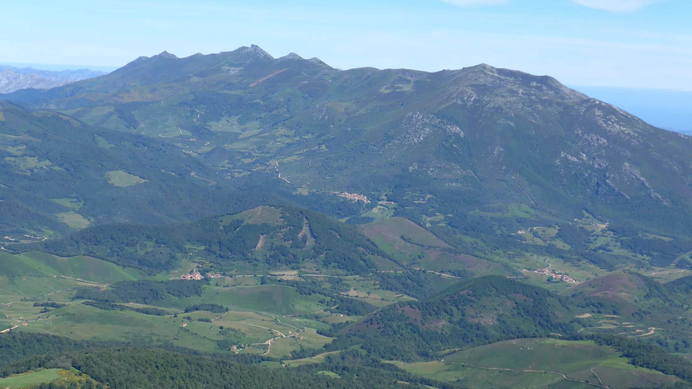 Imagen de Región: cmcjdd870006xik8pe5ki2gk8