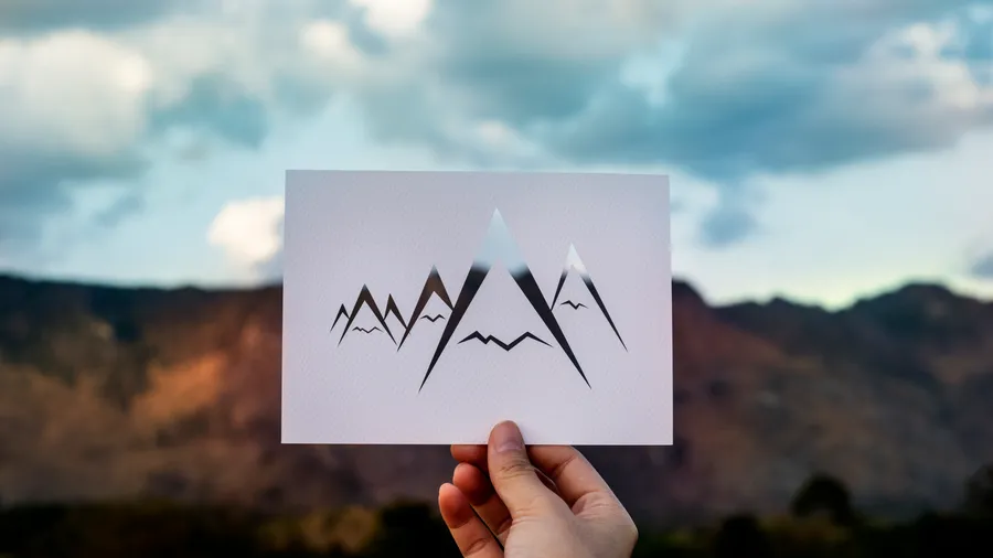 Imagen de Artículo de Blog: Guía práctica: cómo leer las señales de montaña en España