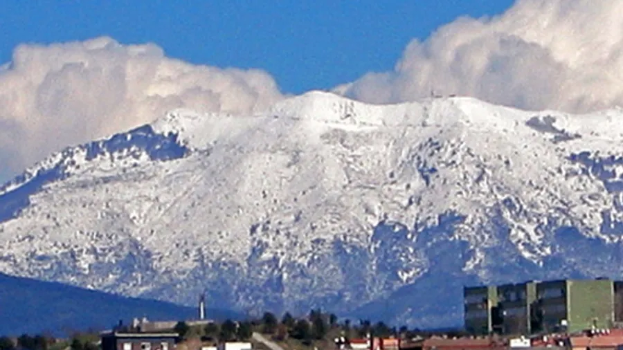 Imagen de Región: cmcja7agc0026phyjkllfg78r