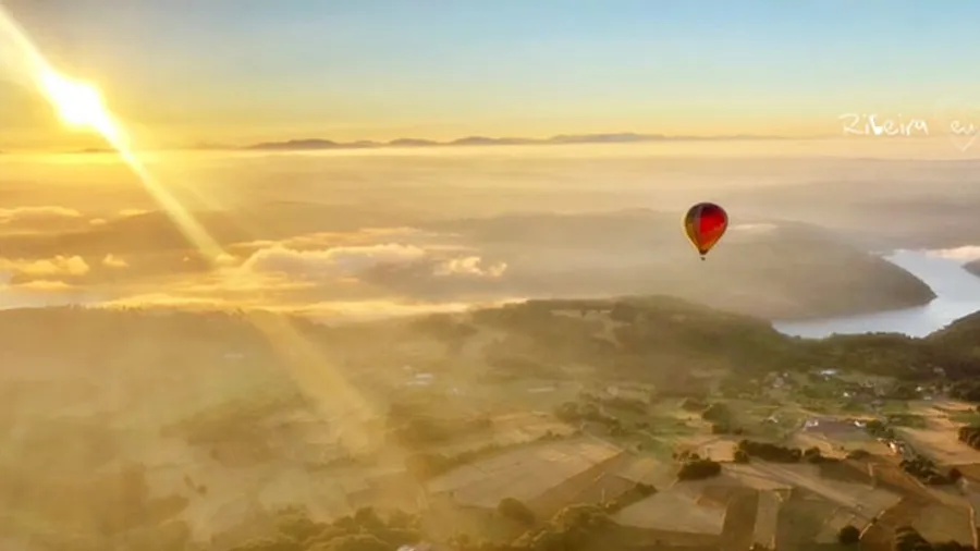 Vuelo en globo en la Ribeira Sacra