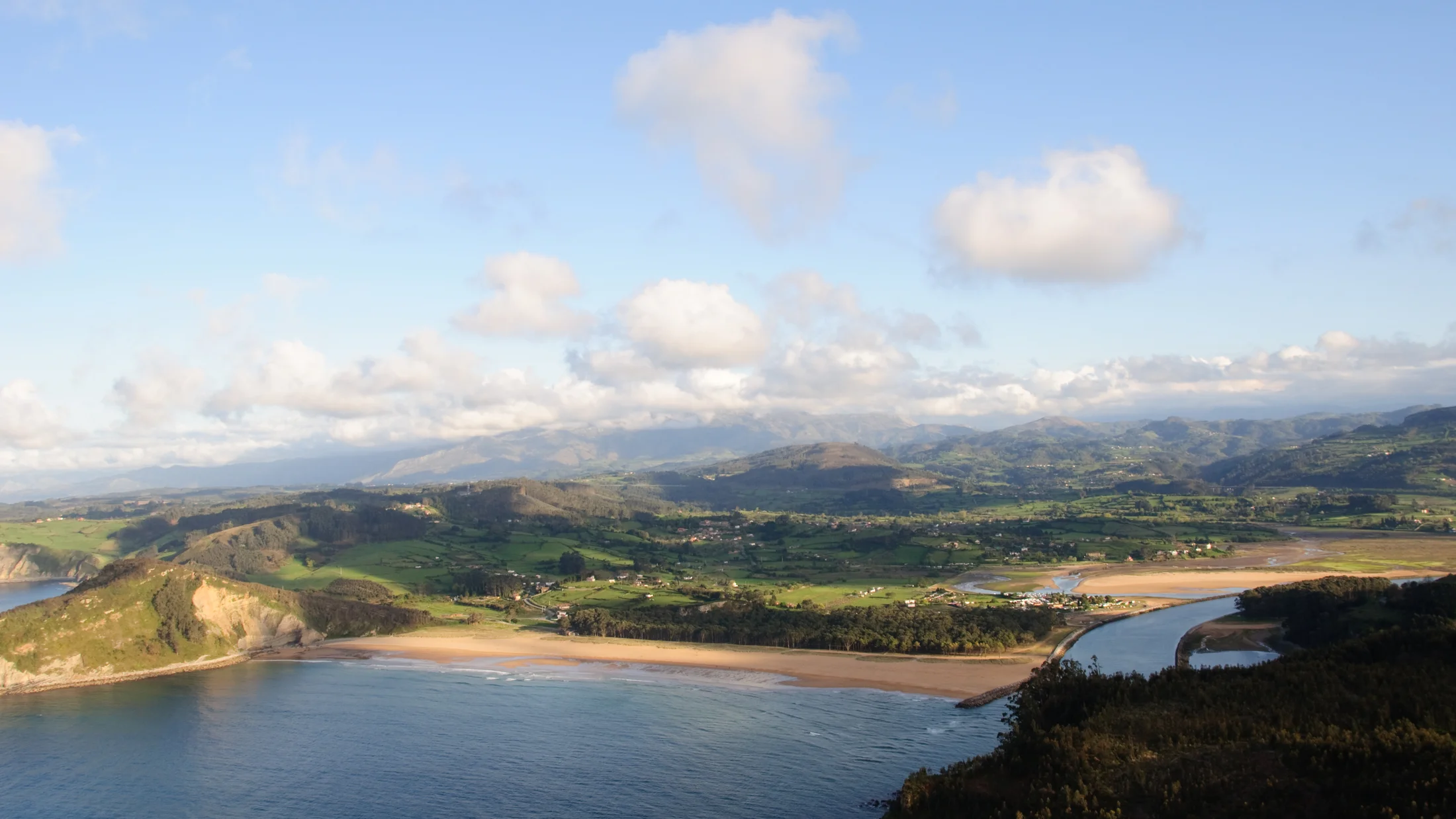 Imagen de Región: cmcjdd2ji004tik8pdg9zjizp