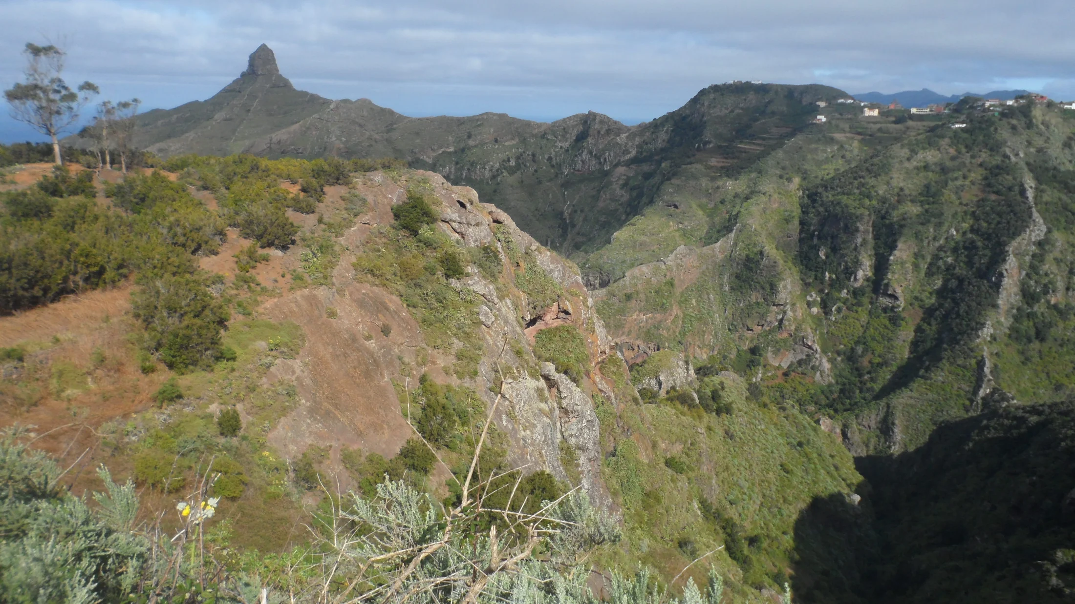 Imagen de Región: cmlexwi8g05l7oud4t16yc0mu