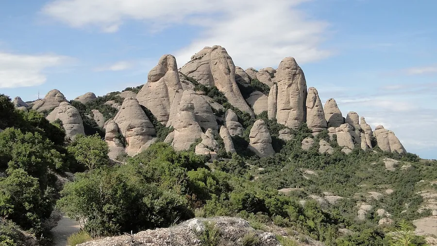Ruta a caballo por el macizo de Montserrat