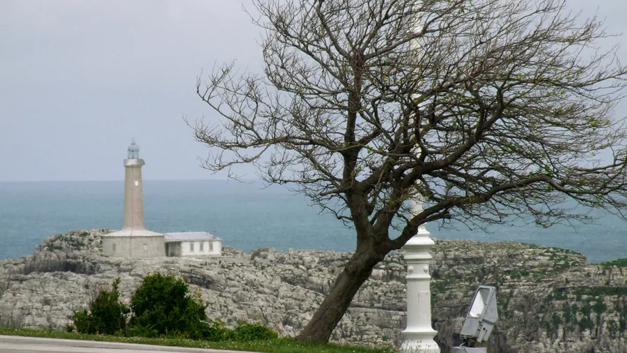 Leuchtturm der Isla de Mouro