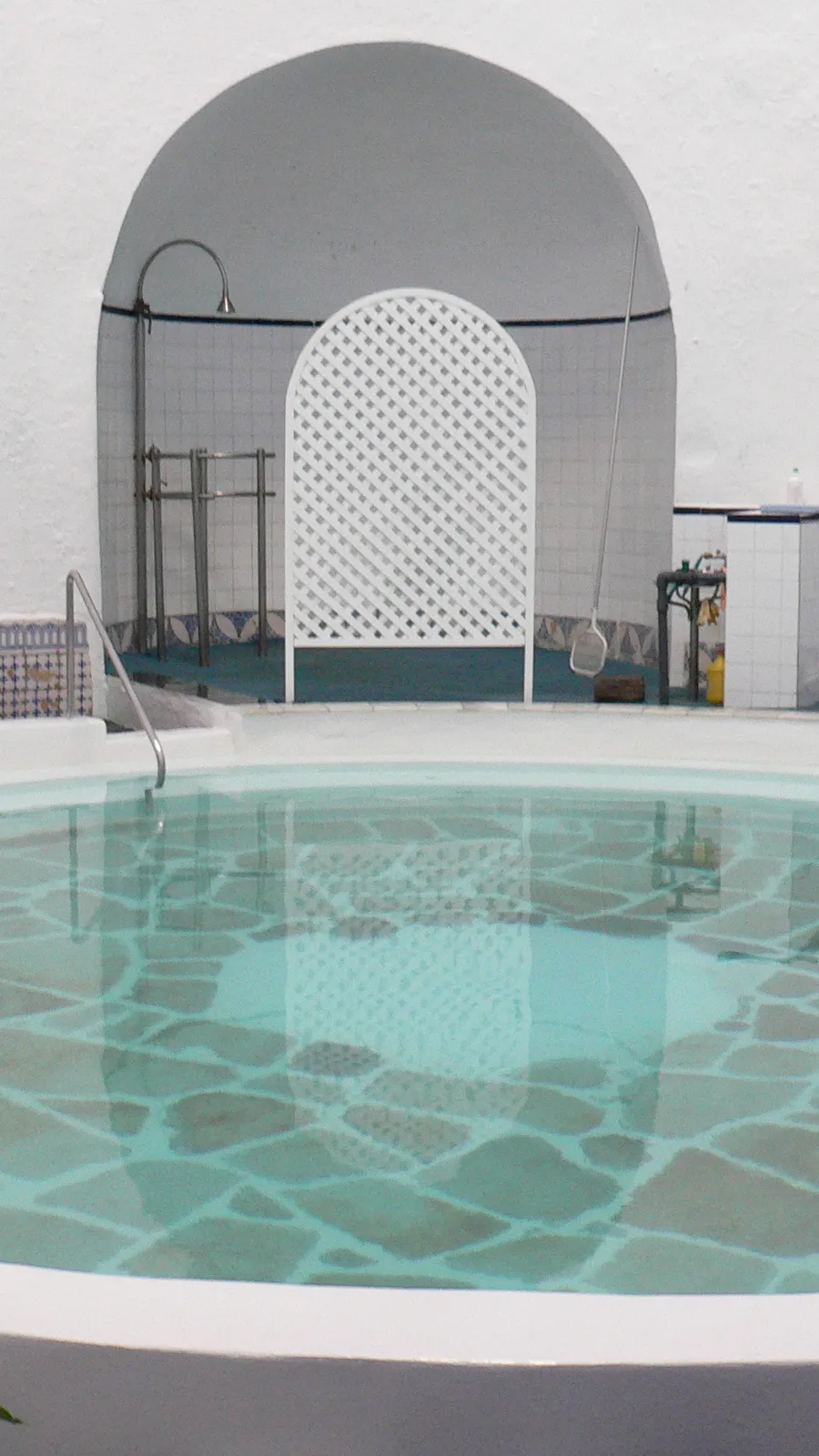 Thermal bath of Alange