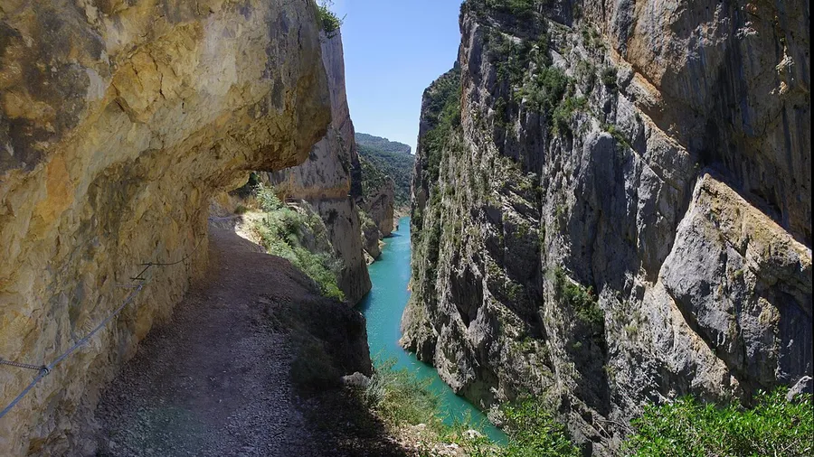 Vuelo en parapente biplaza en el Congost de Montrebei