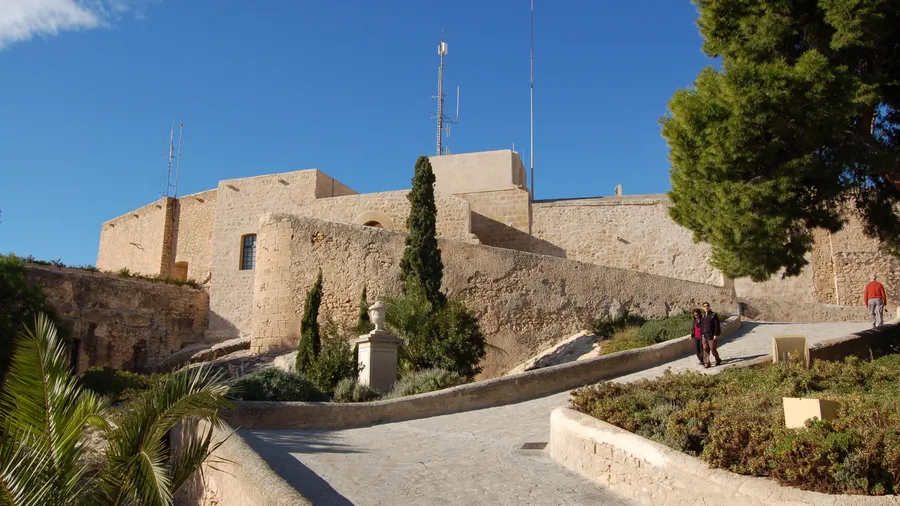 Castillo de Santa Bárbara