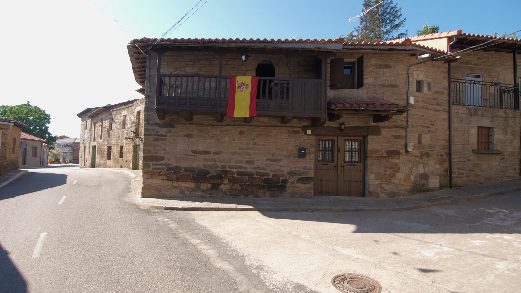File:Villardeciervos Casa 20100710 618.jpg