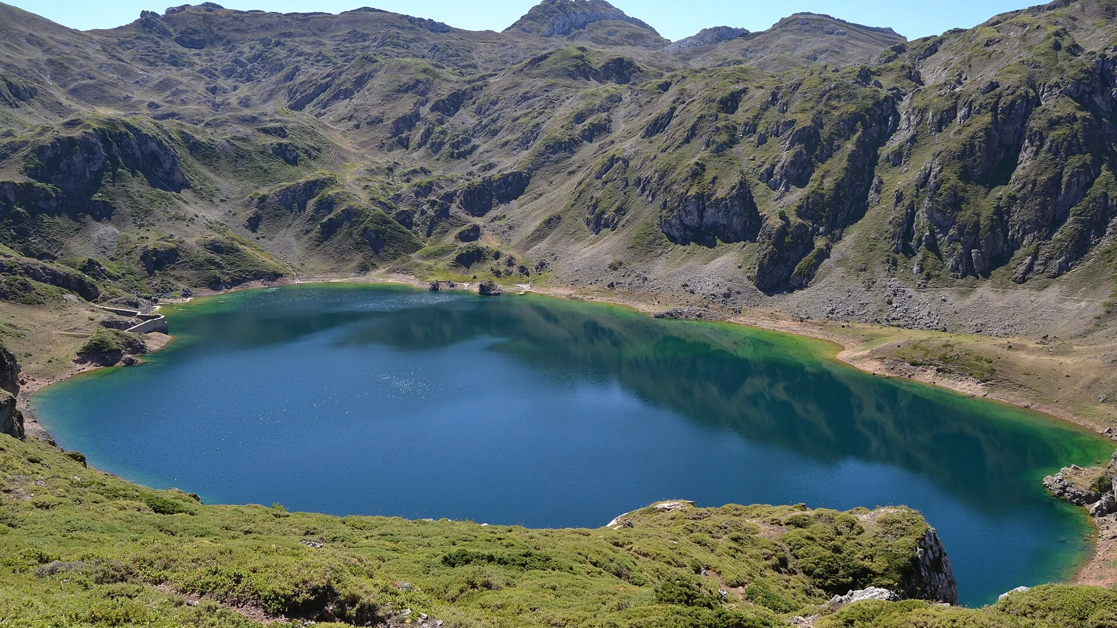 Lago Calabazosa, uno de los lagos glaciares de Saliencia, en Somiedo