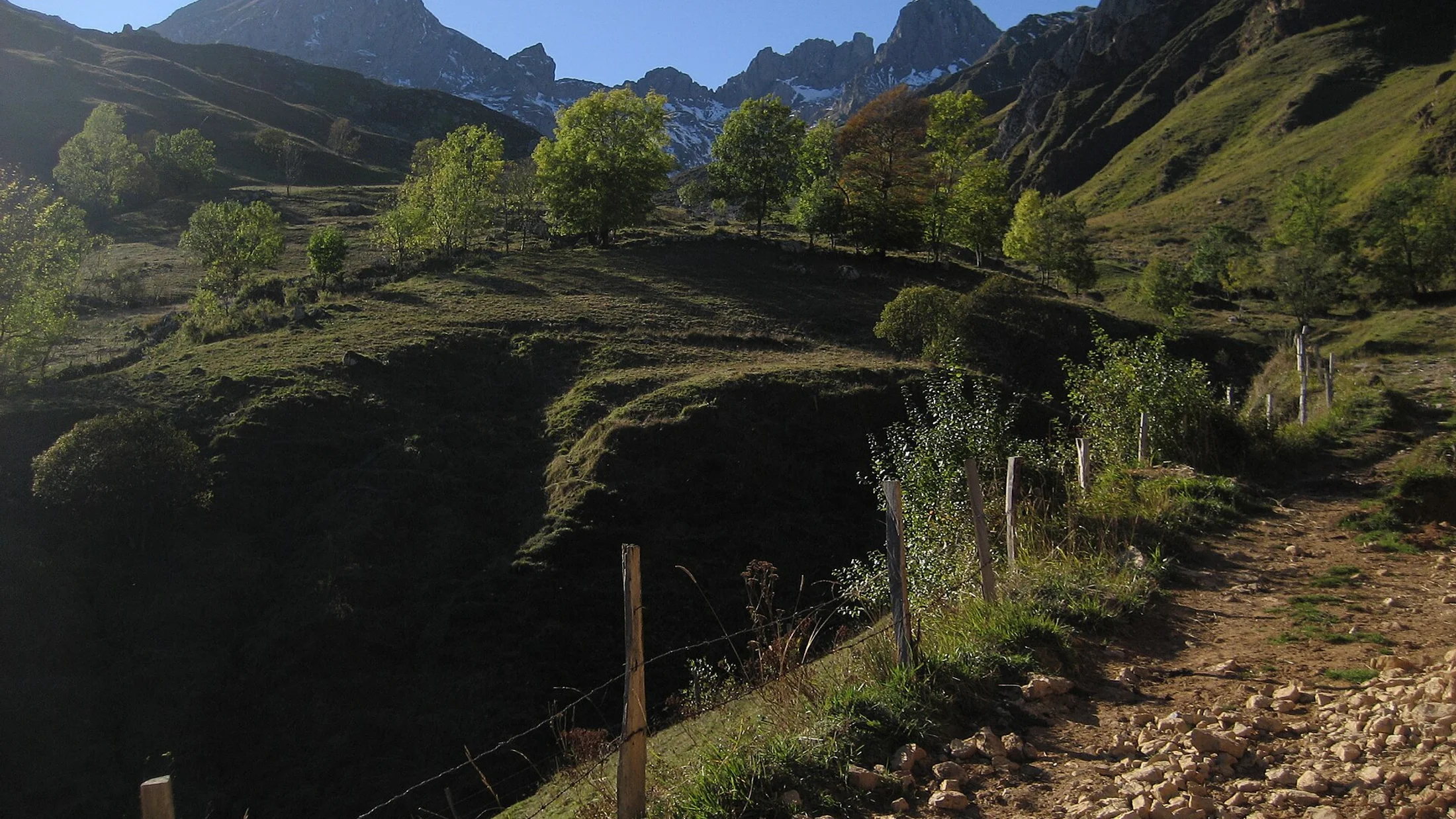 Crestas calizas del Macizo de Ubiña