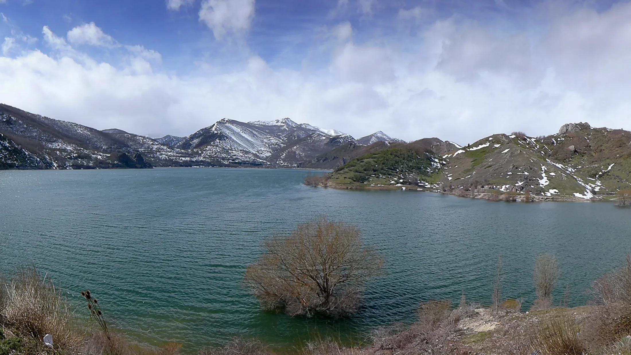 Imagen de Región: cmcjdd40c005dik8p73skurnw