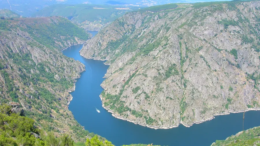 Imagen de Región: cmcnc9b560hflzr5pz2cdcgt4