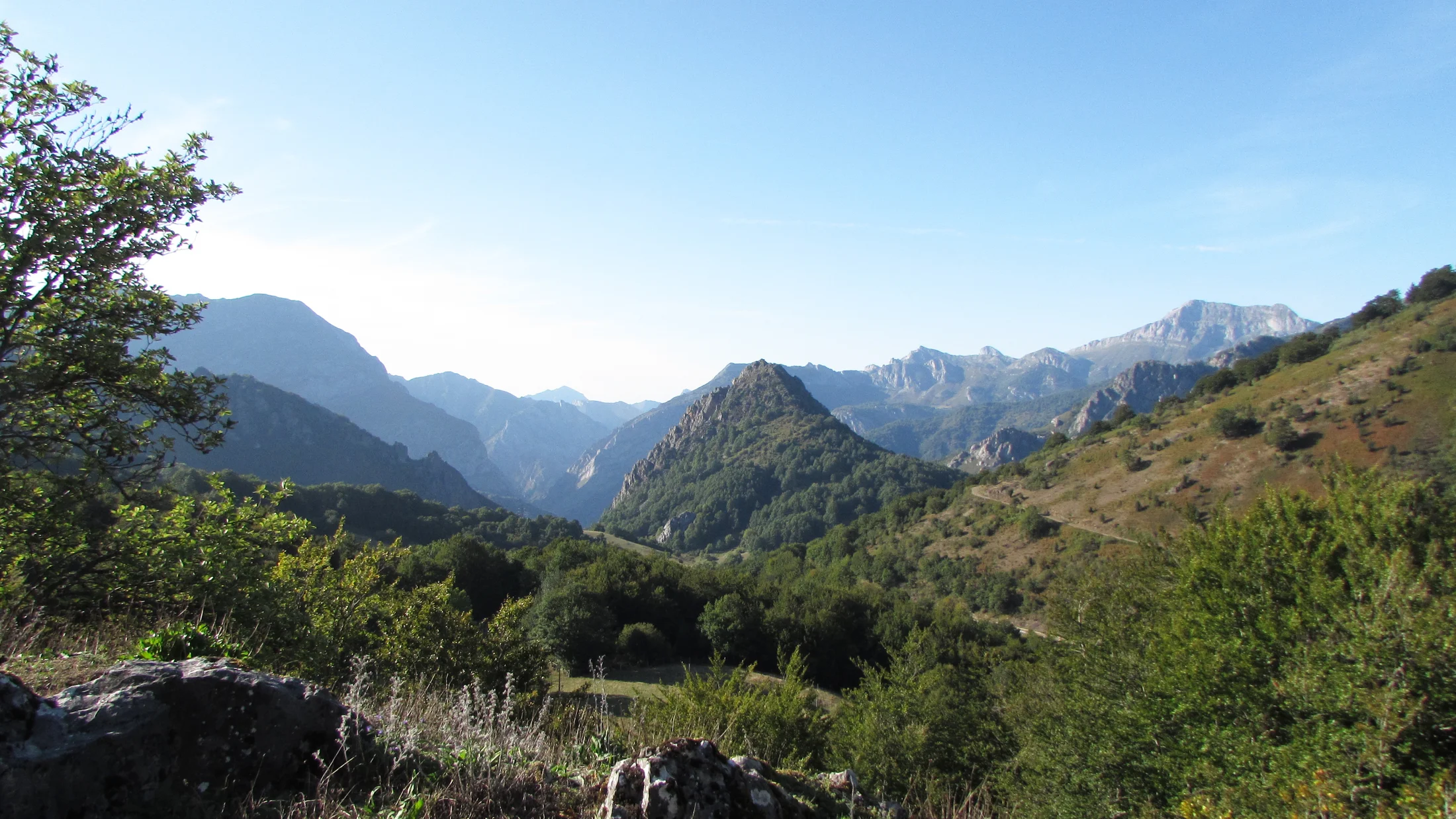File:Picos de Europa, Asturias 1.jpg