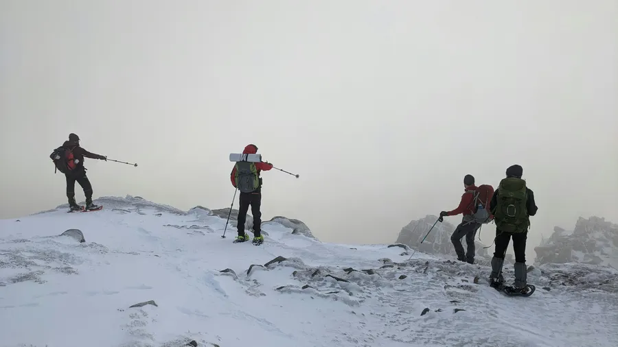 Imagen de Artículo de Blog: Snowshoeing for beginners: 8 easy routes in Spain