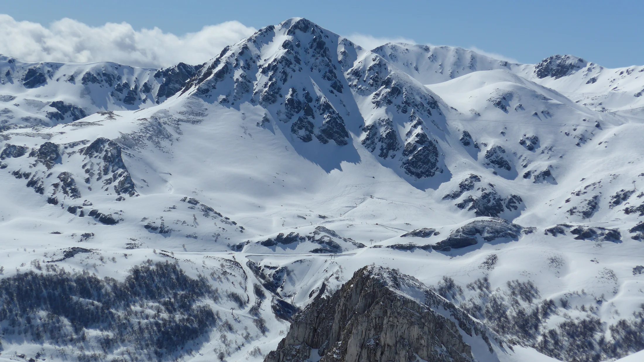 Imagen de Región: cmcncpysv0hxjzr5pt6k62um5