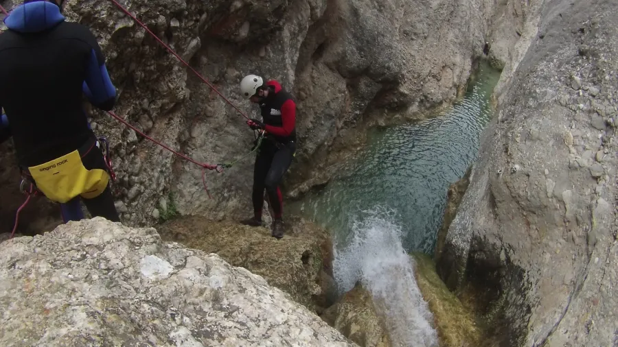 Barranquismo de iniciación en Canaletes, Horta de Sant Joan