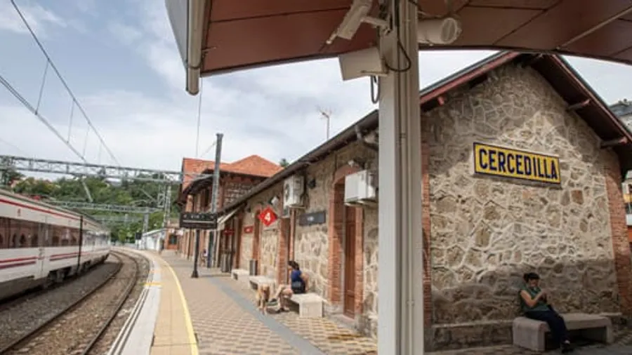 Estación de Cercedilla — escapadas sin coche desde Madrid