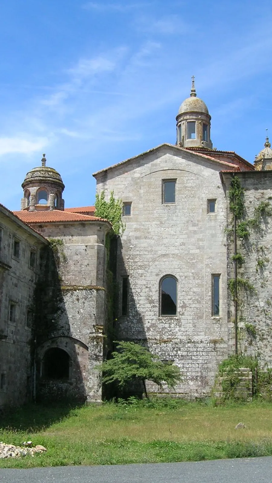 Sobrado dos Monxes Monastery