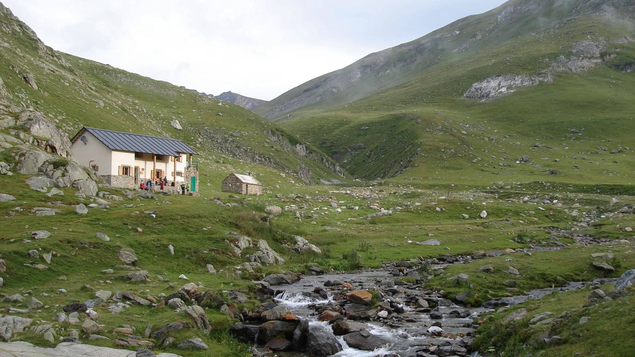 Refugio de montaña en la ruta