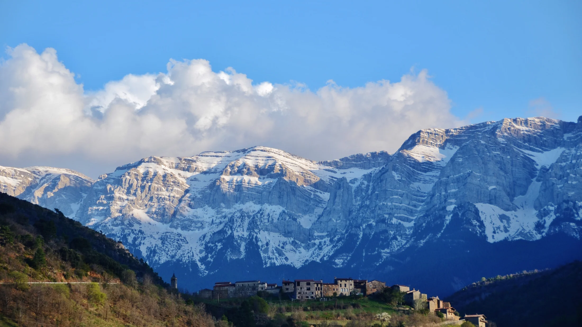 Imagen de Región: cmcja7db90036phyju55xvveh