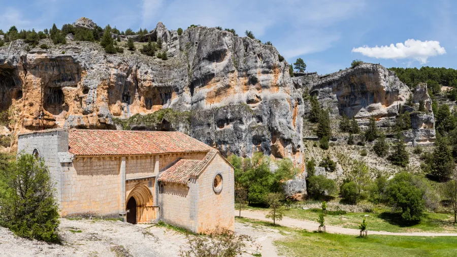 Imagen de Artículo de Blog: Escapada a Cañón del Río Lobos y alrededores: ermita templaria, buitres y pozas