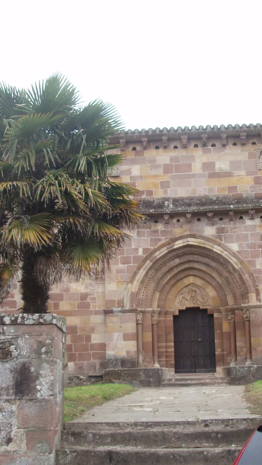 Iglesia de Santa Maria de Yermo
