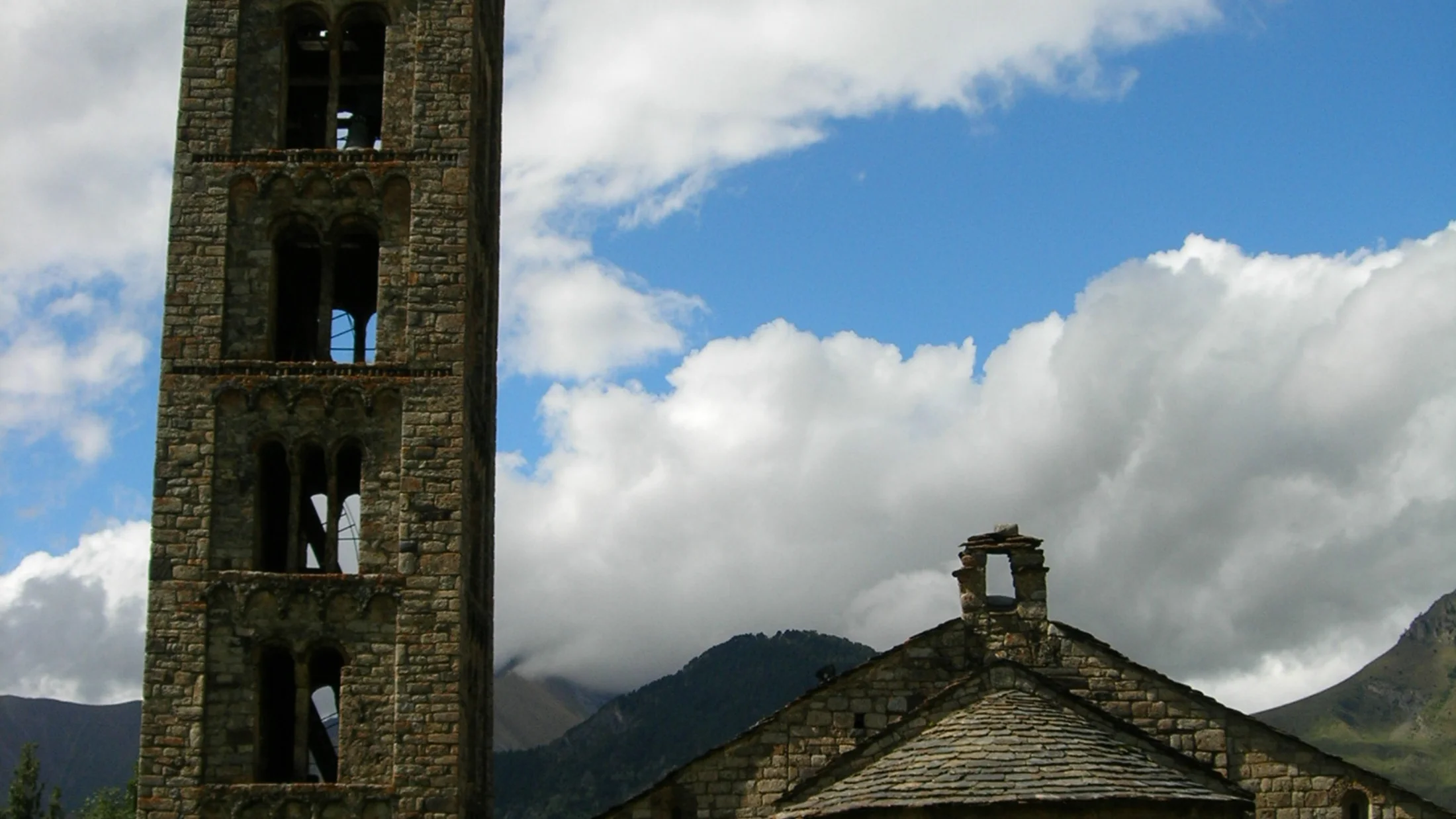 Sant Climent de Taüll, joya del románico de la Vall de Boí (UNESCO)