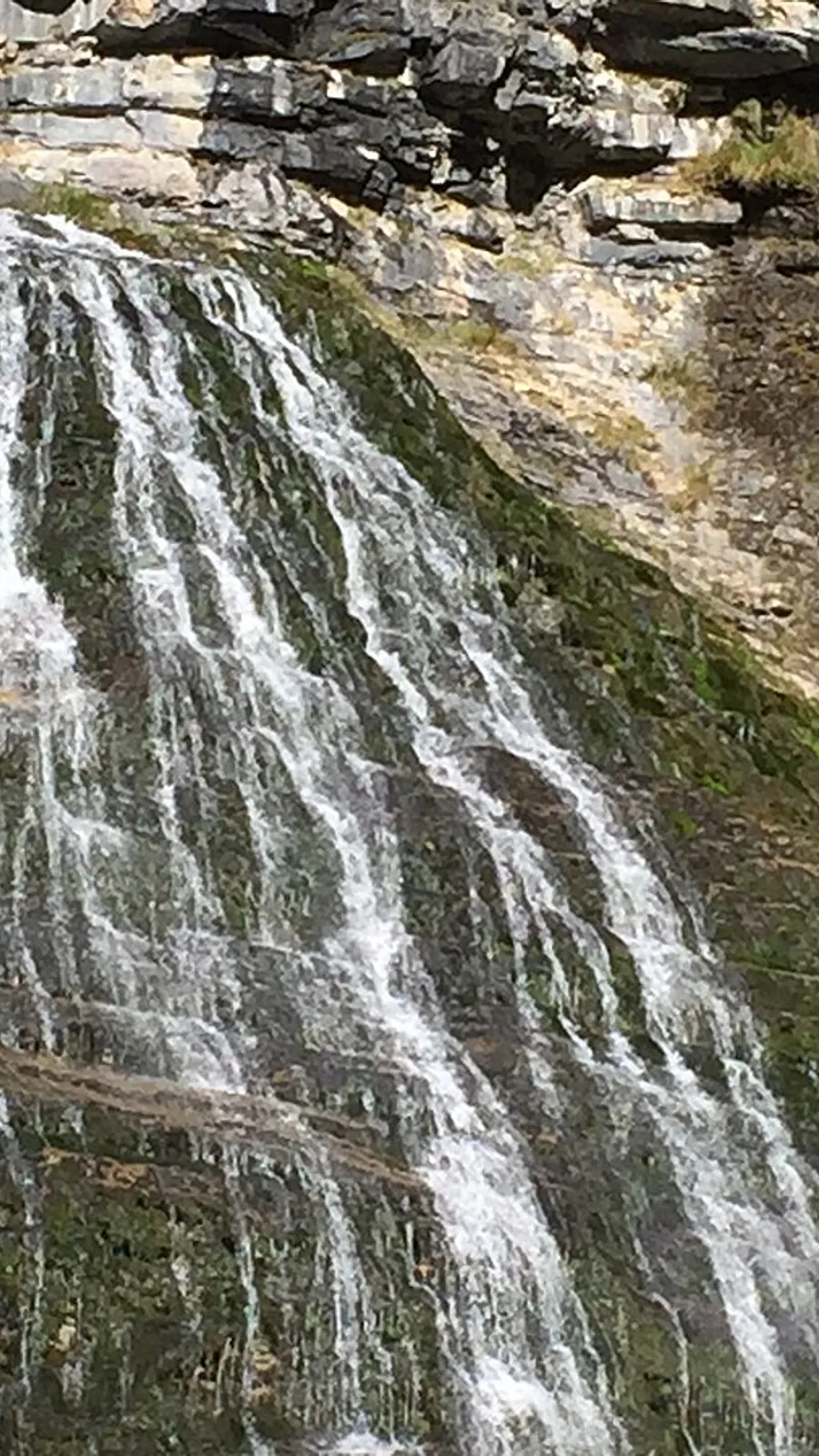 Cola de Caballo Waterfall