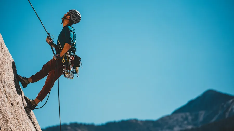 Rock climbing introductory course in Aspin (Txindoki, Gipuzkoa)