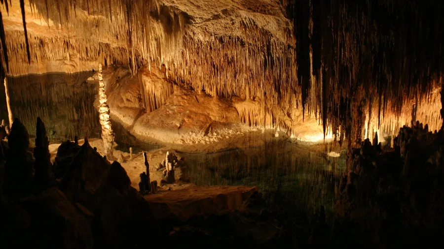 Drach Caves