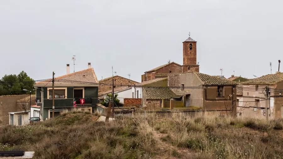 Vista panorámica de Pozuelo de Aragón, un pueblo cercano a Valladolid, ideal para escapadas.