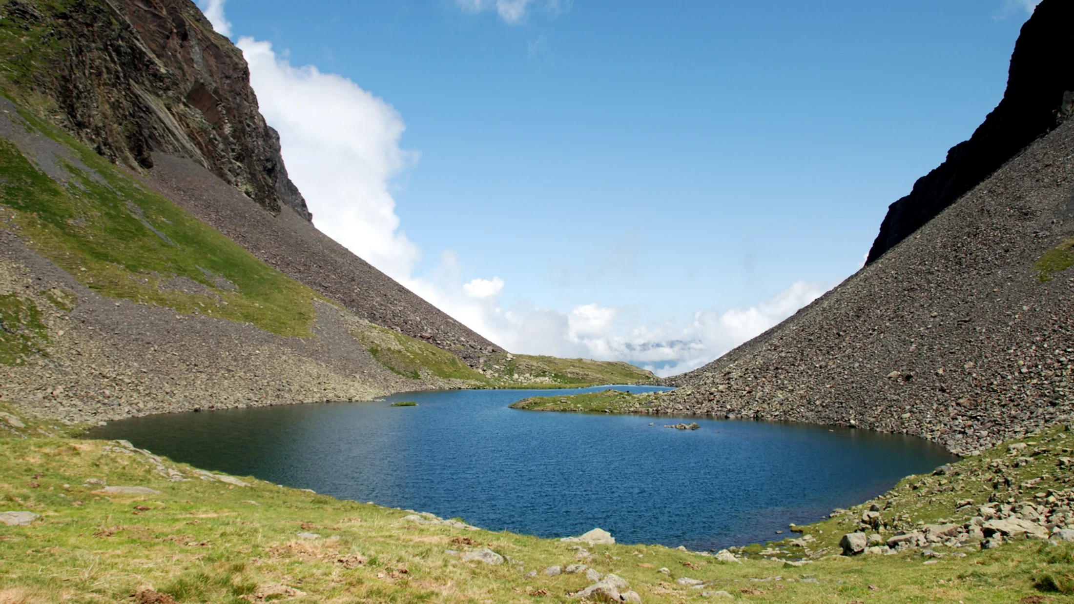 High mountain lake, midday stop.