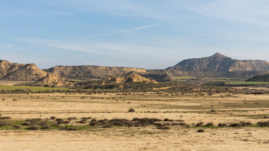 Imagen de Artículo de Blog: Bardenas Reales and 4 desert-like landscapes in Spain that feel otherworldly